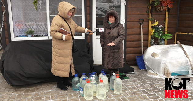 Жители переулка Чайковского ждут тепла, чтобы оттаял водопровод